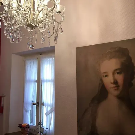 Historisches Au Faucon Von 1535 Gasthof